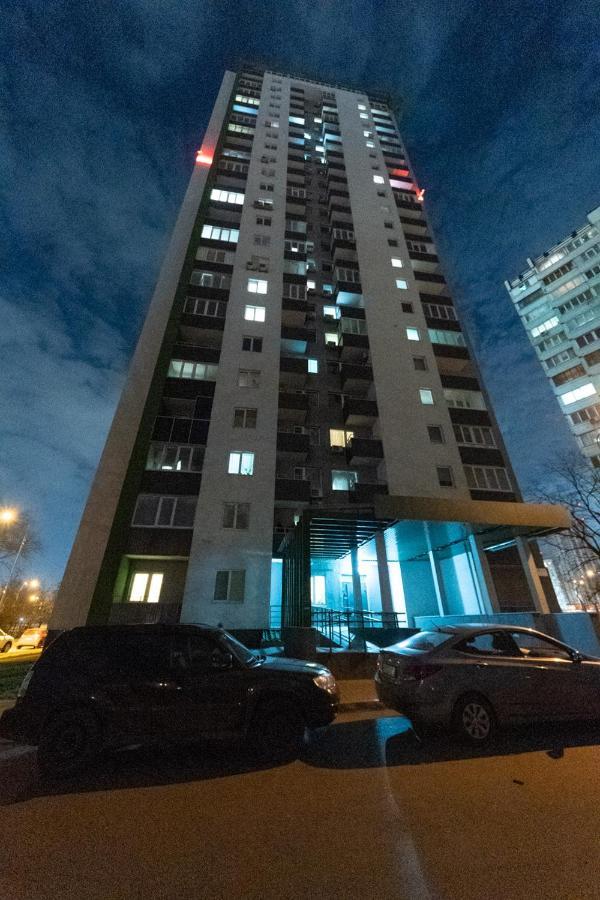 Красивая 1 Комнатная Квартира С Балконом На Теремках 252 키예프 외부 사진